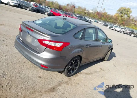 2013 Ford Focus Se z USA, uszkodzony, nr VIN 1FADP3F2XDL103511